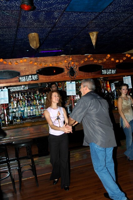min 2005 11 06 sharkys 079